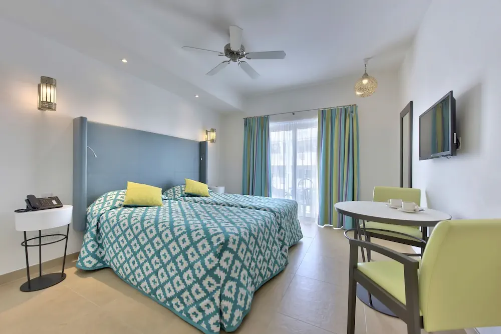 HOTEL: db San Antonio Hotel and Spa - All Inclusive