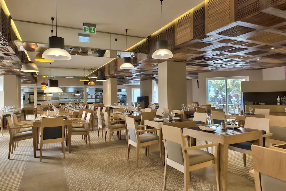 HOTEL: db San Antonio Hotel and Spa - All Inclusive