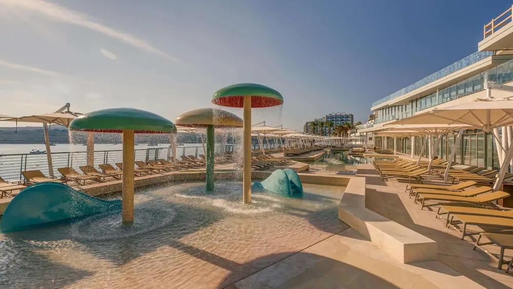 HOTEL: AX ODYCY Hotel