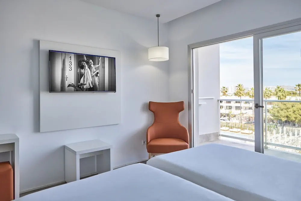 HOTEL: Hotel Astoria Playa - Adults Only