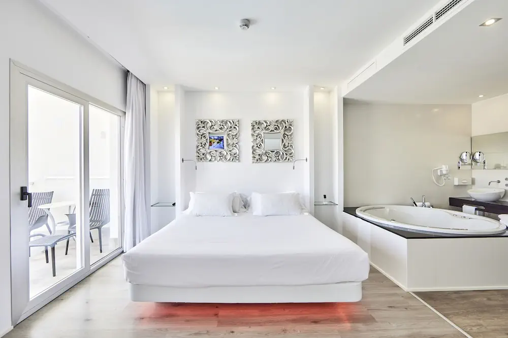 HOTEL: Hotel Astoria Playa - Adults Only