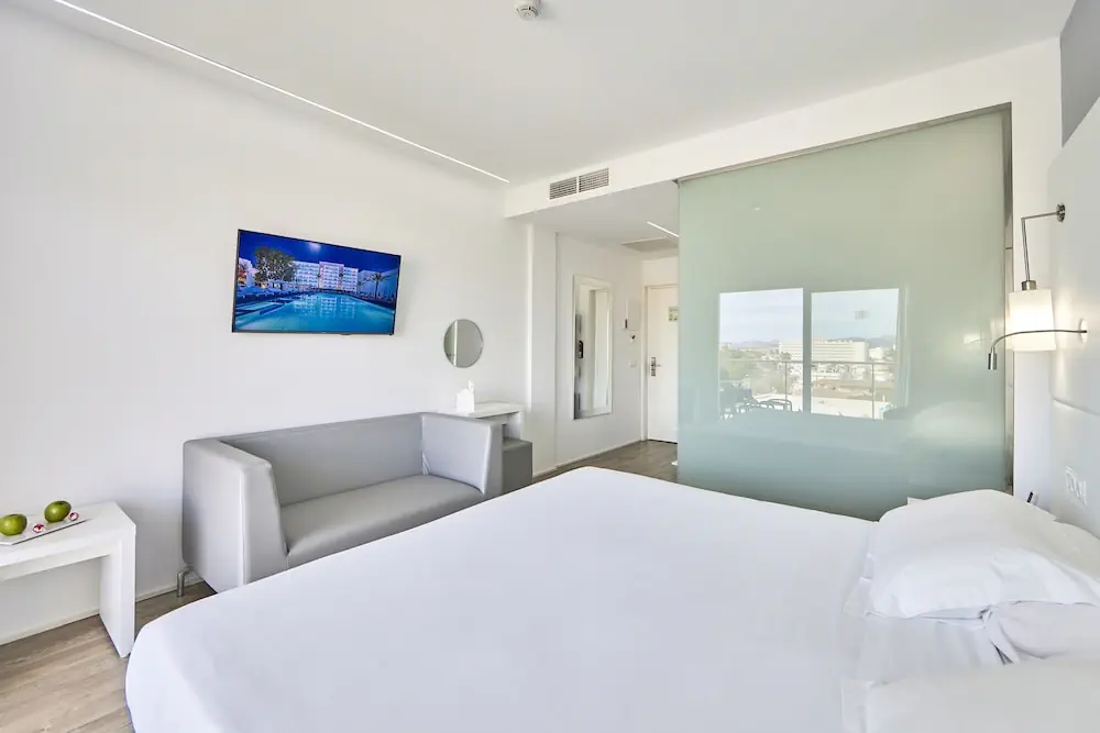 HOTEL: Hotel Astoria Playa - Adults Only