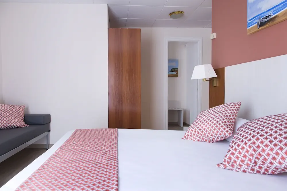 HOTEL: GHT Balmes, Hotel, Aparthotel and SPLASH