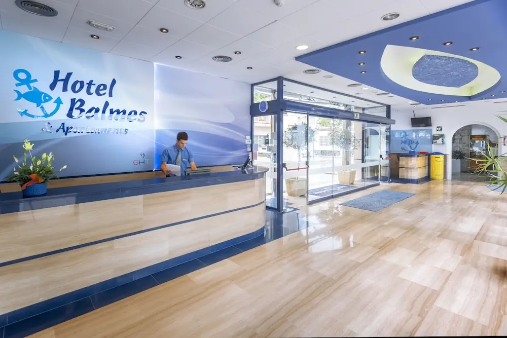 HOTEL: GHT Balmes, Hotel, Aparthotel and SPLASH