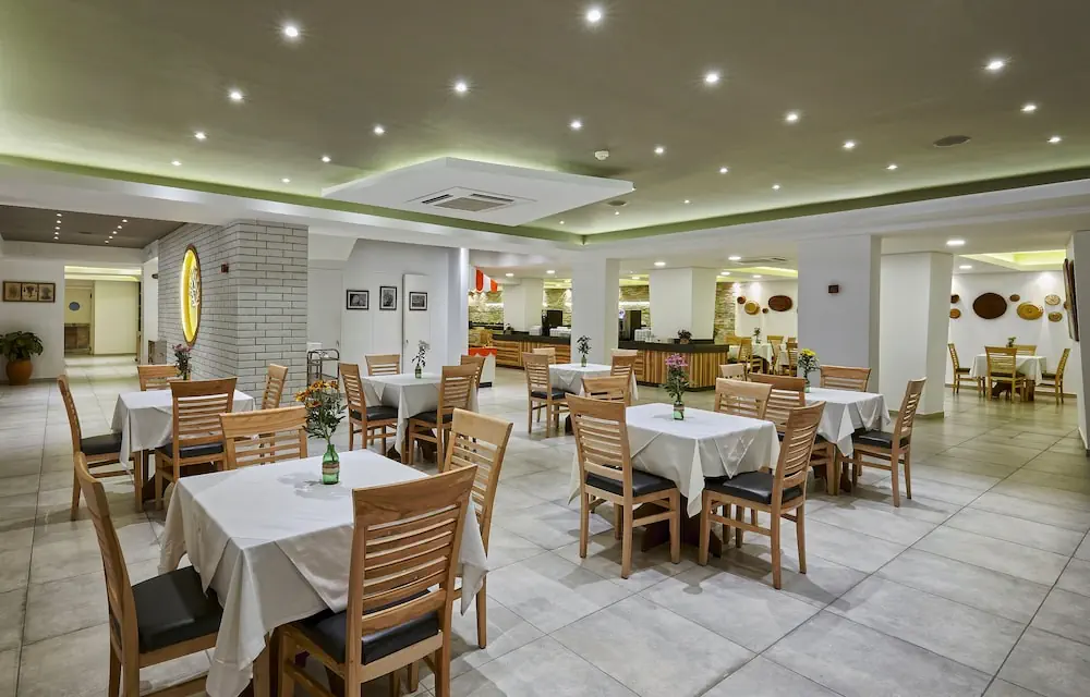 HOTEL: Arminda Hotel and Spa