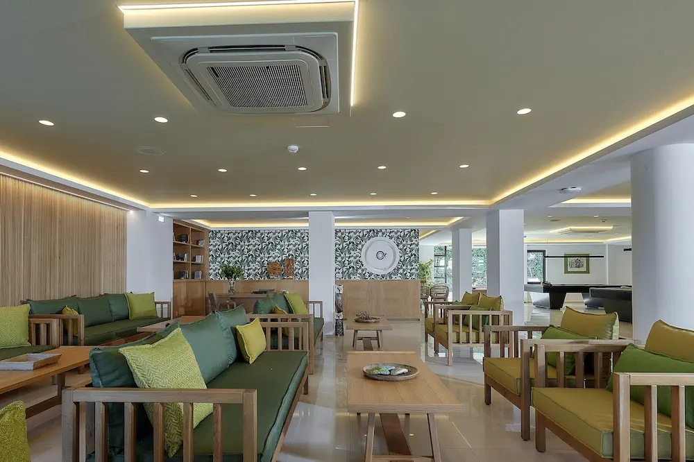 HOTEL: Arminda Hotel and Spa