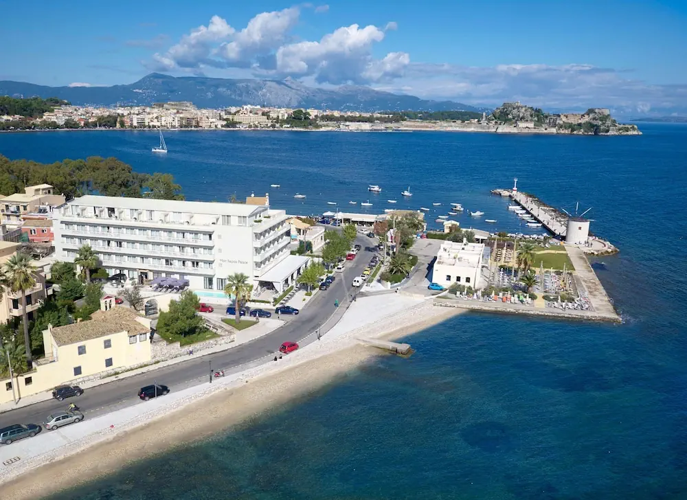 Mon Repos Palace photo 0