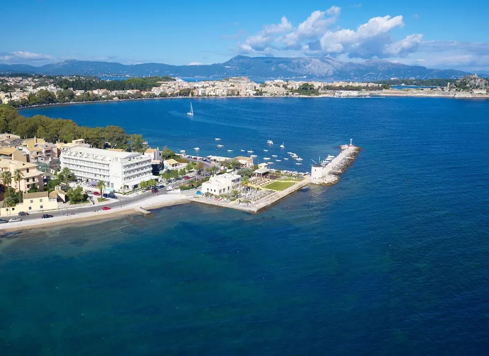 Mon Repos Palace photo 1