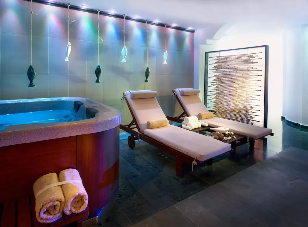HOTEL: Albatros Spa and Resort Hotel