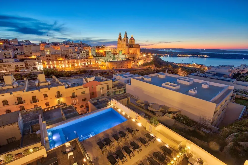 HOTEL: Pergola Hotel and Spa