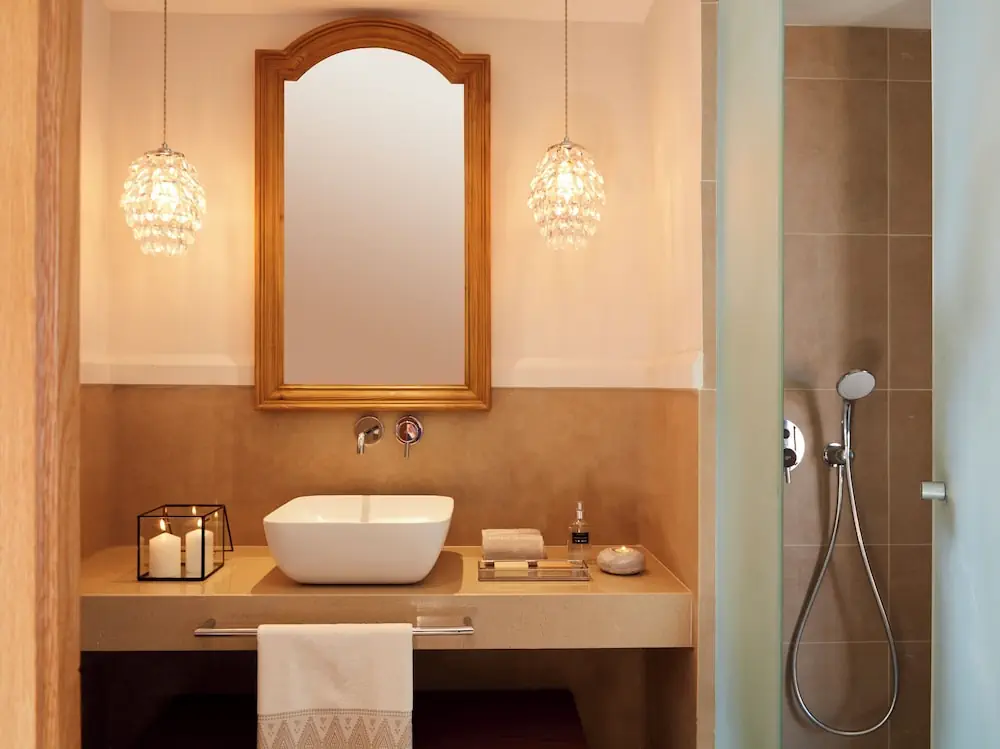 HOTEL: Nido, Mar-Bella Collection