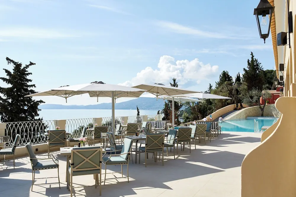 HOTEL: Nido, Mar-Bella Collection