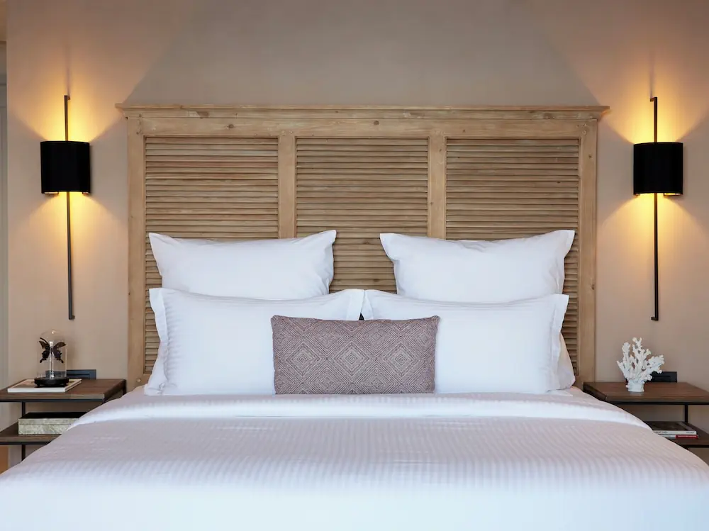 HOTEL: Nido, Mar-Bella Collection