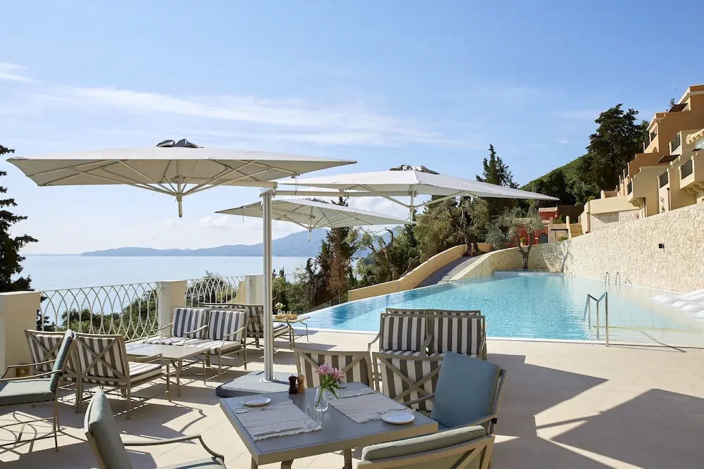 HOTEL: Nido, Mar-Bella Collection
