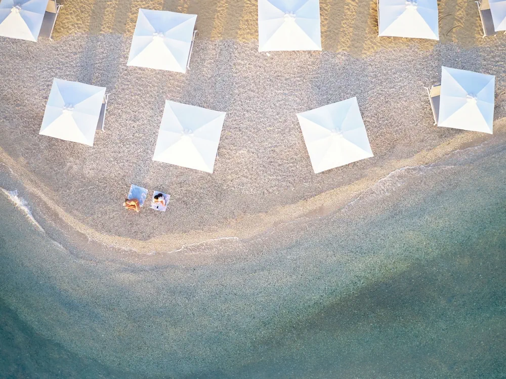 HOTEL: Nido, Mar-Bella Collection