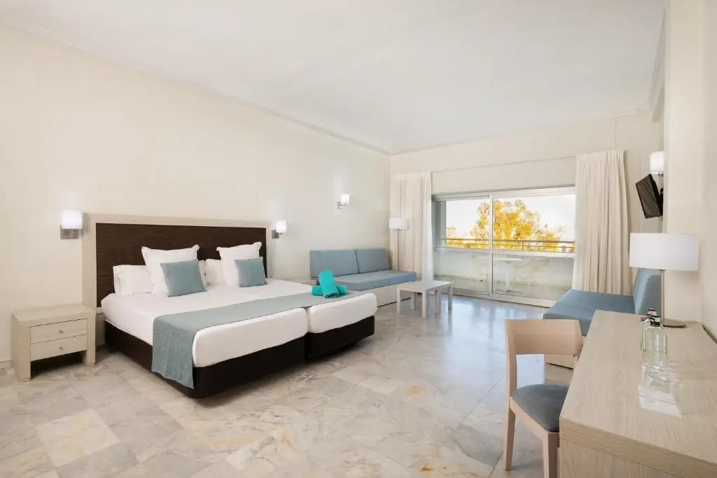 HOTEL: AluaSun Costa Park