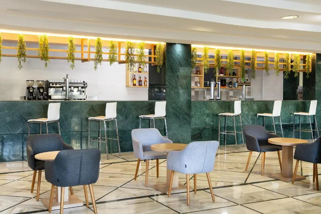 HOTEL: AluaSun Costa Park