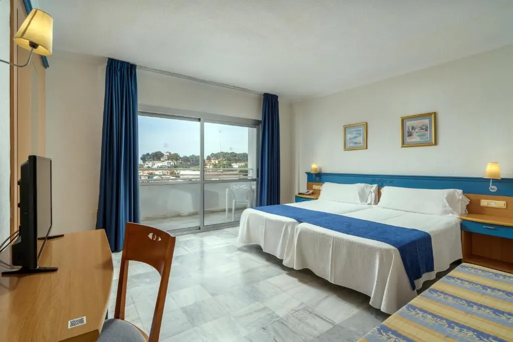 HOTEL: AluaSun Costa Park