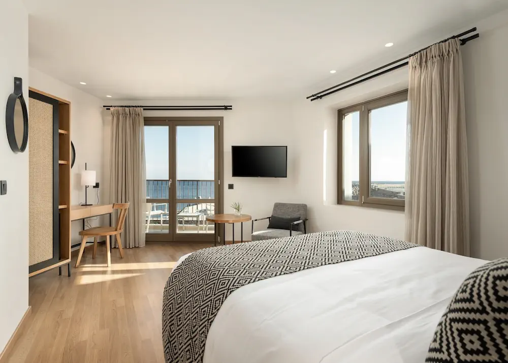 HOTEL: Hotel Ideon