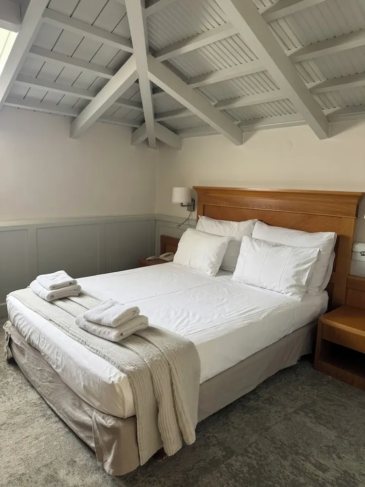 HOTEL: Hotel Ideon