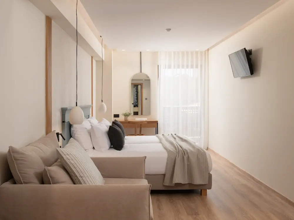 HOTEL: Hotel Ideon
