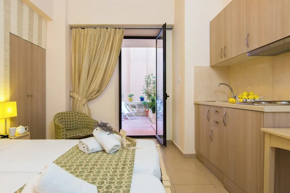 HOTEL: Hotel Ideon