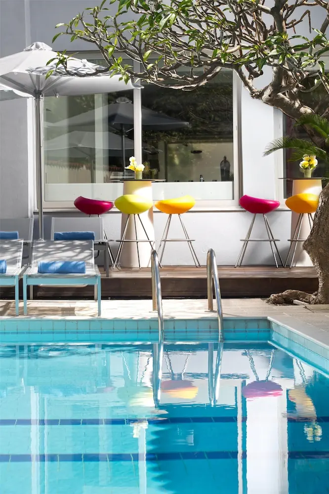 HOTEL: Aquamare City+Beach