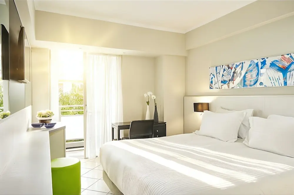 HOTEL: Aquamare City+Beach