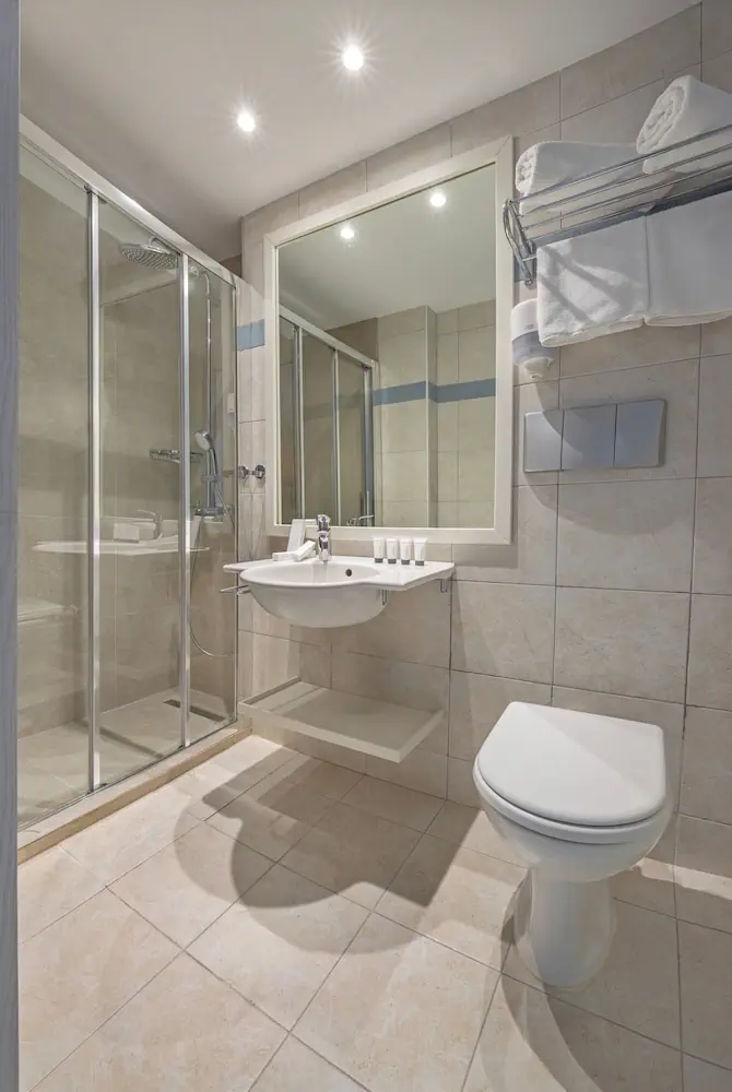 HOTEL: Aquamare City+Beach