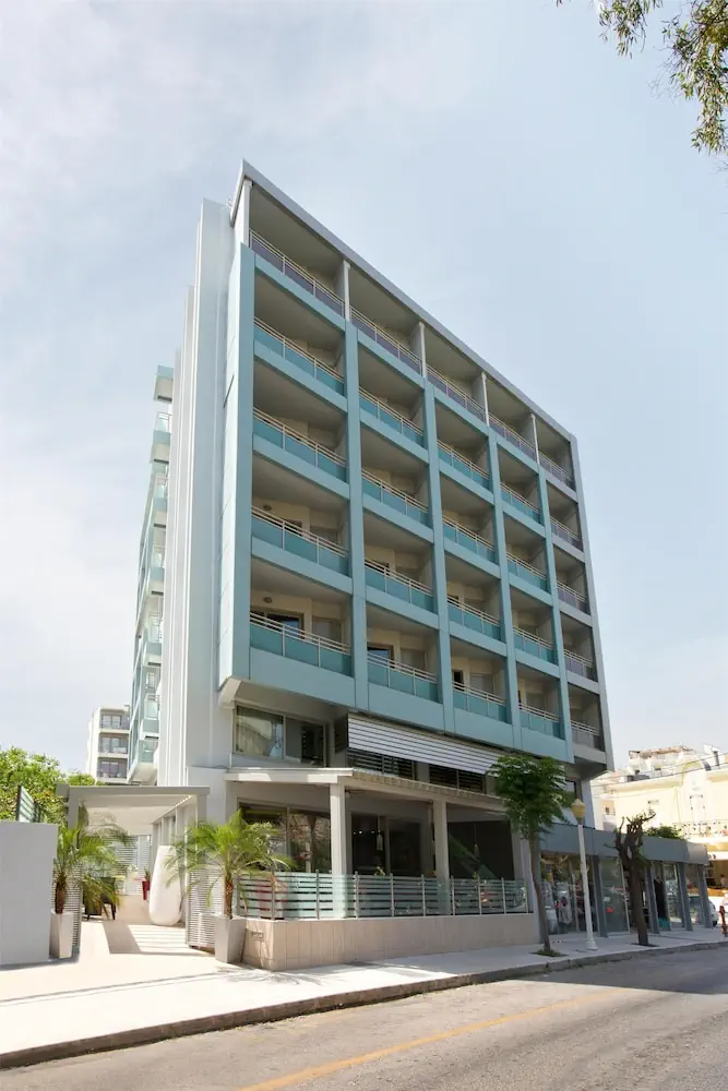 HOTEL: Aquamare City+Beach