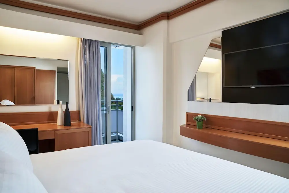 HOTEL: Aquamare City+Beach