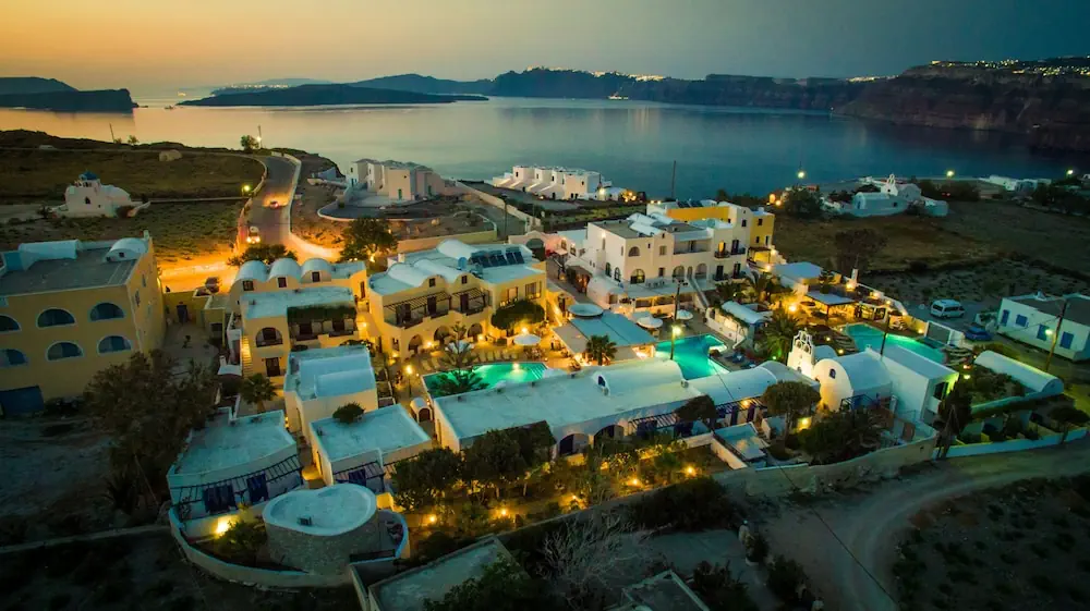 HOTEL: Hotel Mathios Village