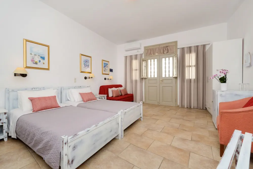 HOTEL: Hotel Mathios Village