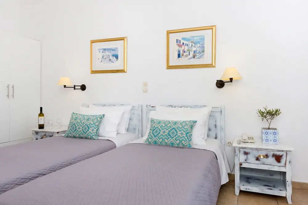 HOTEL: Hotel Mathios Village