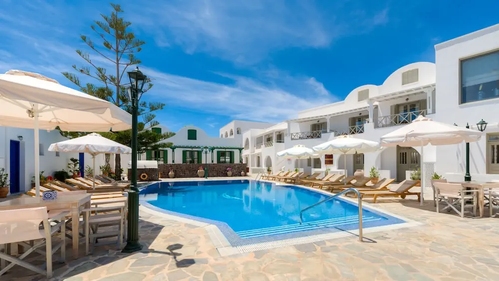 HOTEL: Hotel Mathios Village