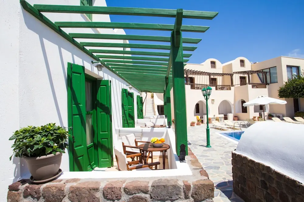 HOTEL: Hotel Mathios Village