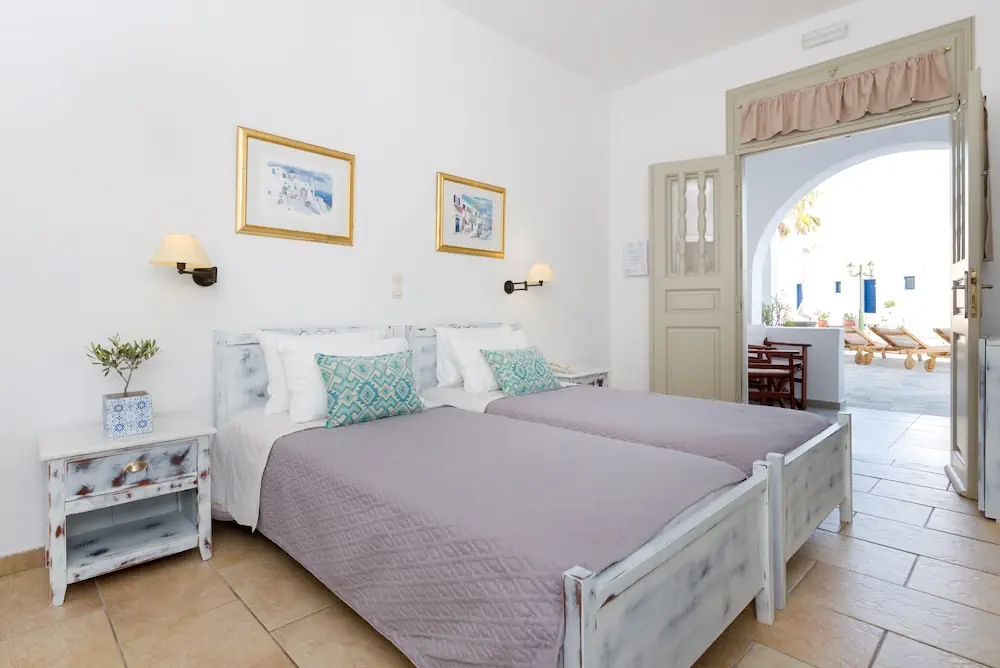 HOTEL: Hotel Mathios Village