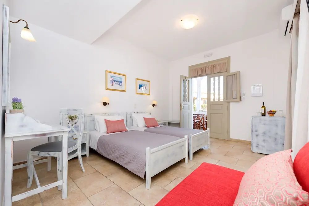 HOTEL: Hotel Mathios Village