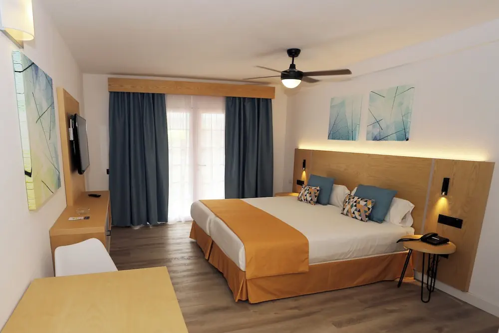 HOTEL: Hotel Andorra