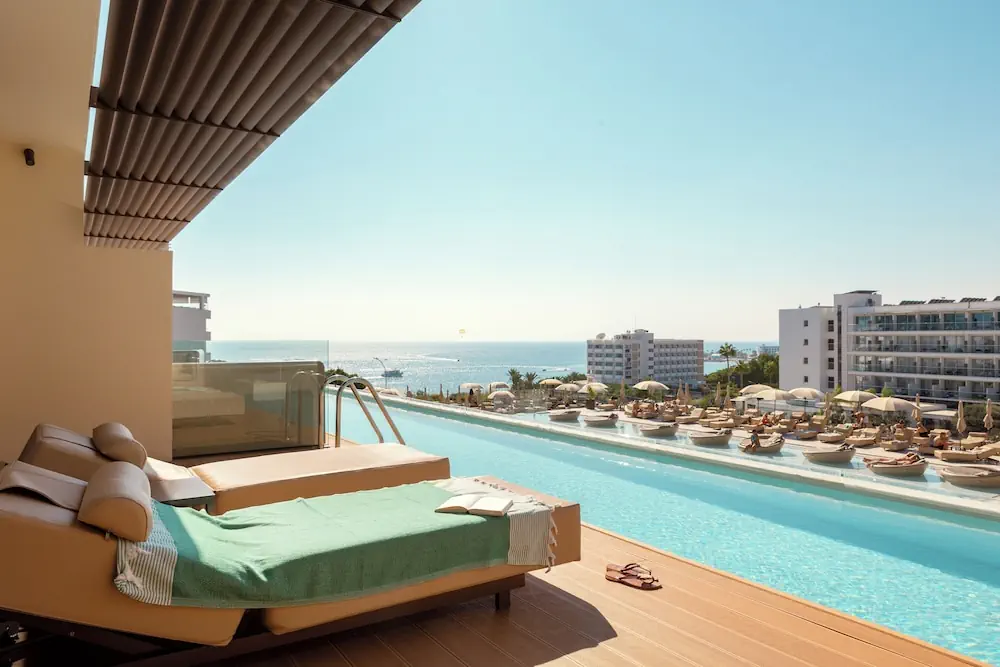 HOTEL: AMARANDE Adults Only