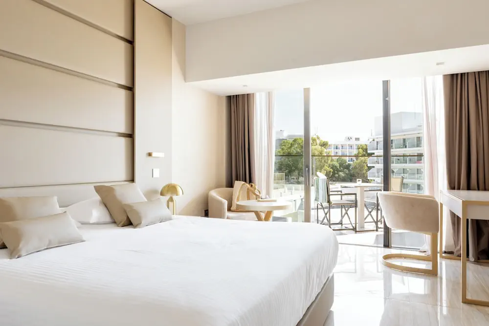 HOTEL: AMARANDE Adults Only