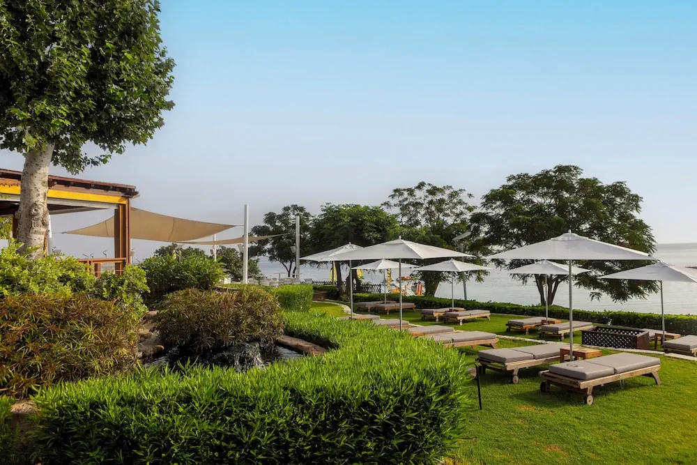 HOTEL: Capo Bay Hotel