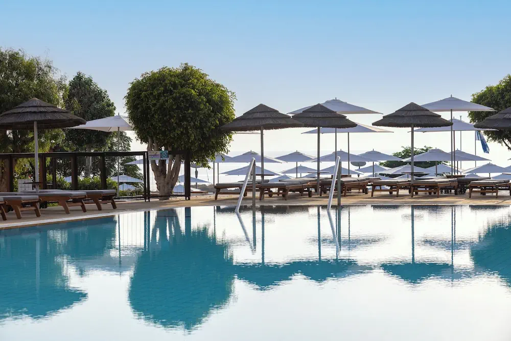 HOTEL: Capo Bay Hotel