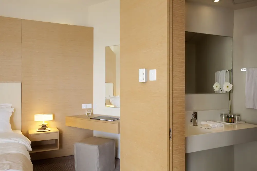 HOTEL: Capo Bay Hotel