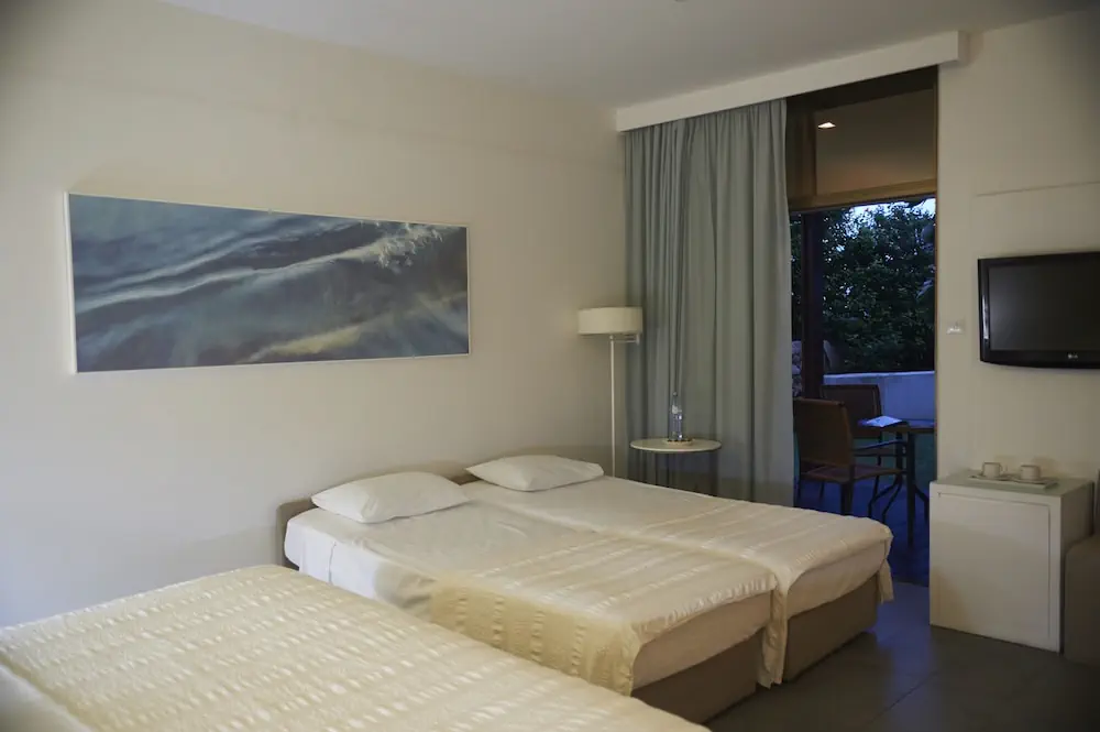 HOTEL: Capo Bay Hotel