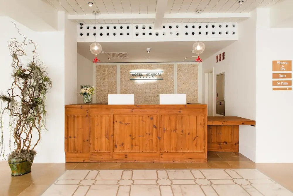 HOTEL: Hotel Honucai
