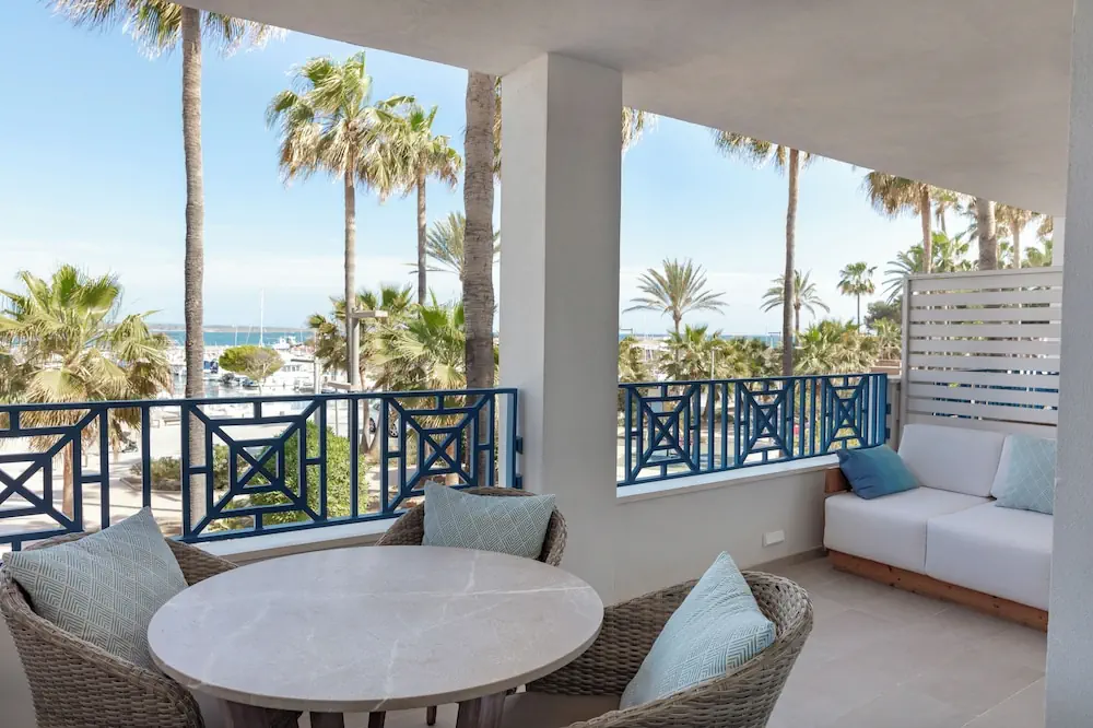 HOTEL: Hotel Honucai
