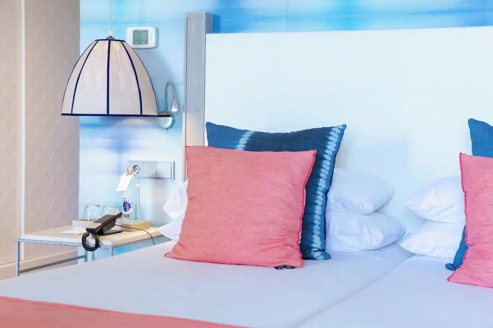 HOTEL: Hotel Honucai