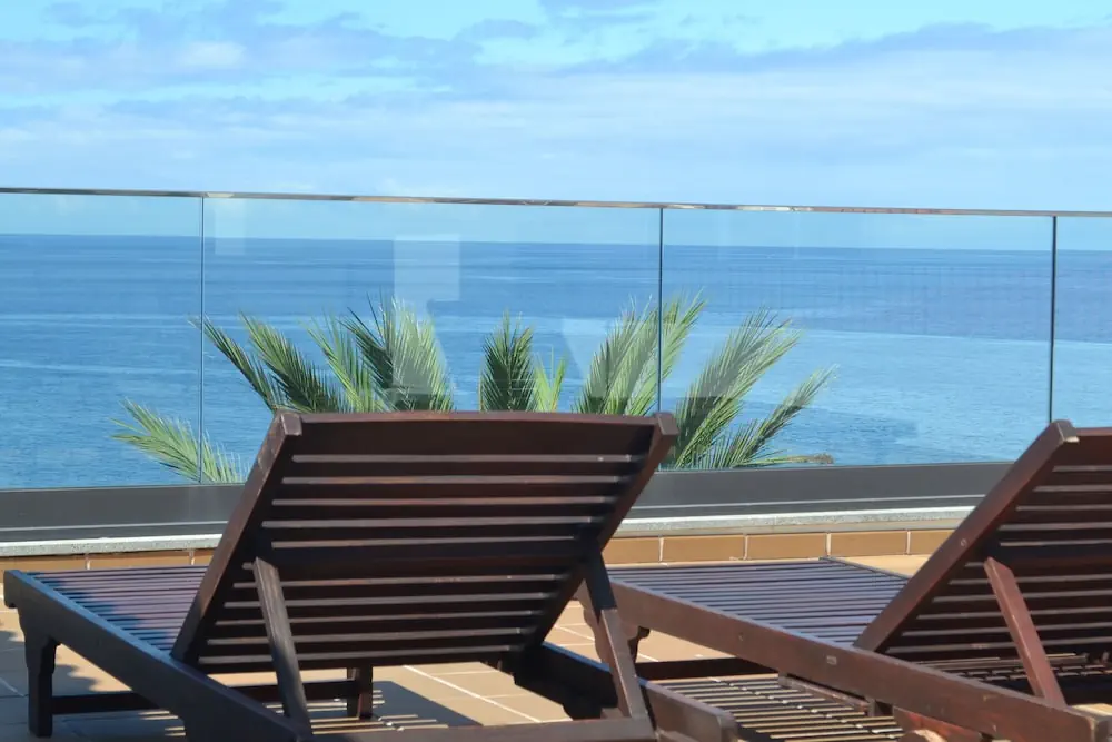 HOTEL: Enotel Sunset Bay