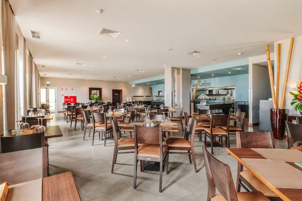 HOTEL: Enotel Sunset Bay